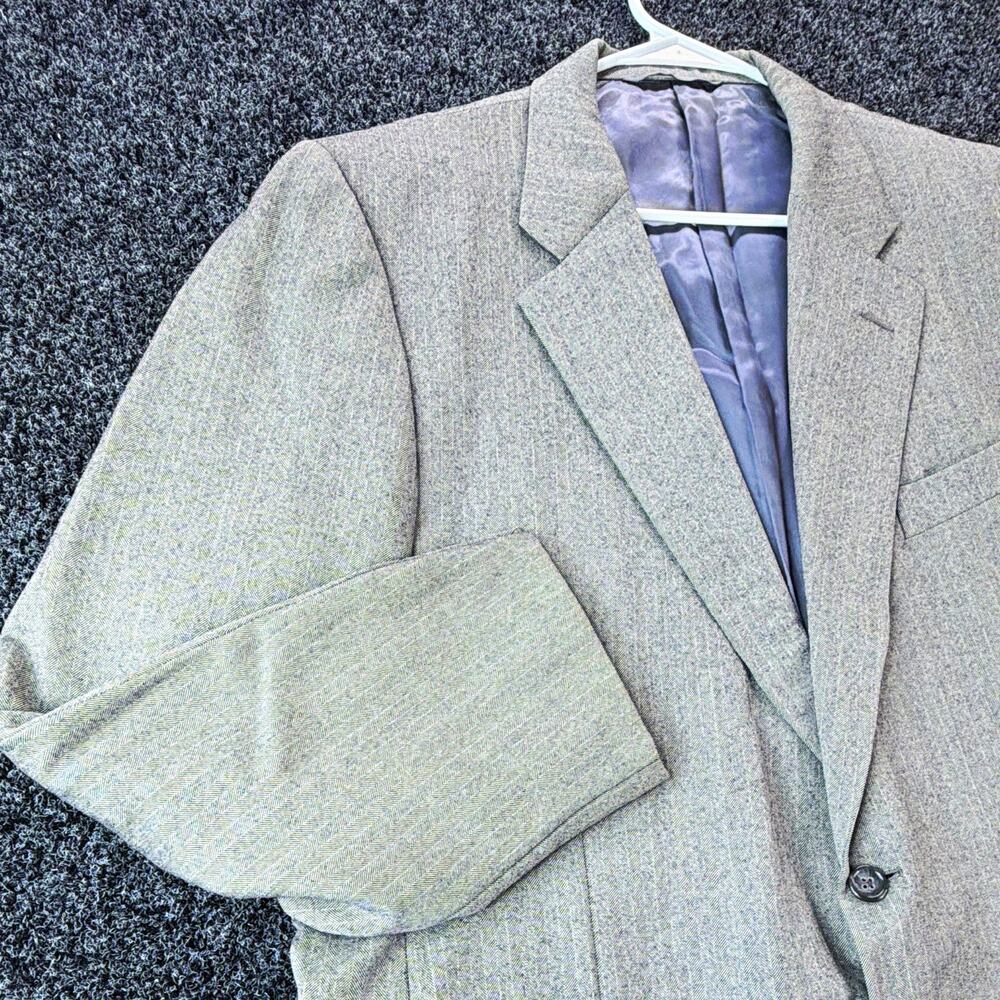Hickey-Freeman Men’s Gray Herringbone Wool 2-Piece Suit 46R 34x28